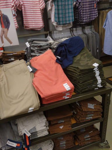 Clothing Store «Old Navy», reviews and photos, 43 Middlesex Turnpike, Burlington, MA 01803, USA