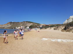 Photo de Spiaggia di Capo Rossello zone des équipements