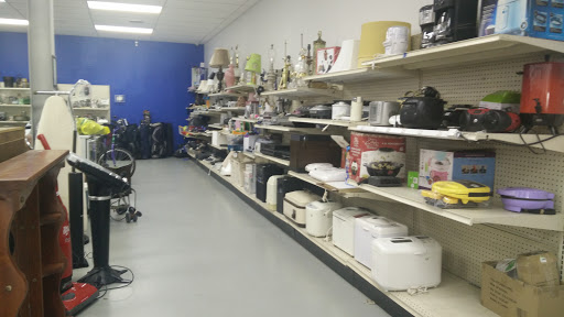 Thrift Store «Goodwill», reviews and photos, 15205 N Holly Rd, Holly, MI 48442, USA