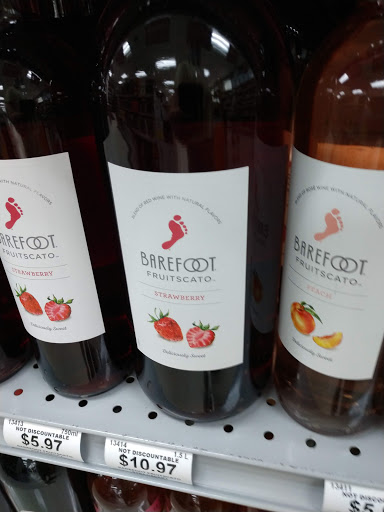 Wine Store «Lake Fine Wines», reviews and photos, 299 Hawkins Ave #2, Ronkonkoma, NY 11779, USA