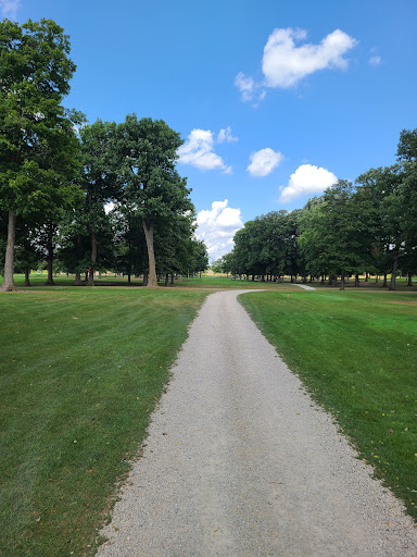 Golf Driving Range «Albany Golf Club», reviews and photos, 1100 Golf Course Dr, Albany, IN 47320, USA