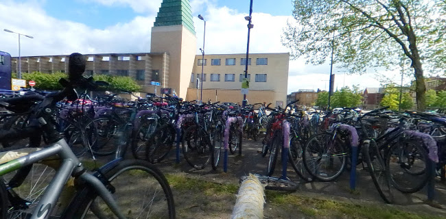 Bicycle Parking, Oxford Station - Oxford
