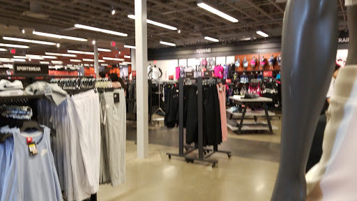 Clothing Store «Nike Factory Store», reviews and photos, 600 Bluebird Ct, Central Valley, NY 10917, USA