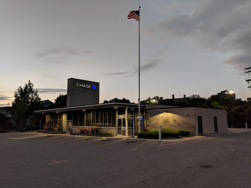 Barclays bank branches in Detroit