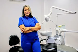 Clinica Dental Dra. Yasmin Pacheco image