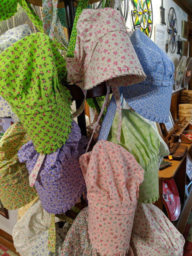 Tourist Attraction «Penna Dutch Gift Haus», reviews and photos, 93 Roadside Dr, Shartlesville, PA 19554, USA