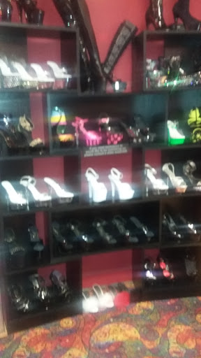 Lingerie Store «The Reddoor II», reviews and photos, 5301 E Independence Blvd, Charlotte, NC 28212, USA