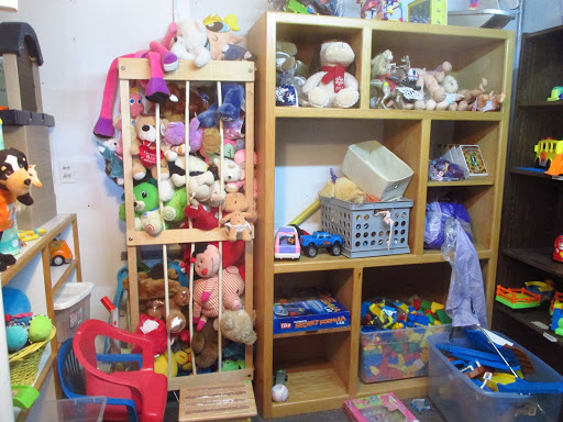 Thrift Store «Exeter Community Thrift Shop», reviews and photos, 96 Epping Rd, Exeter, NH 03833, USA