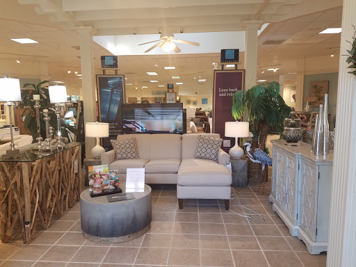 Furniture Store «Moss Creek Village Furniture», reviews and photos, 1569 Fording Island Rd, Hilton Head Island, SC 29926, USA