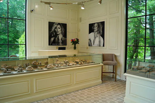 Jewelry Store «Hartgers Jewelers», reviews and photos, 699 Wyckoff Ave, Wyckoff, NJ 07481, USA