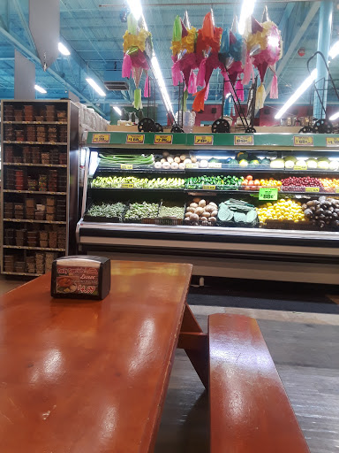Supermarket «Supermercado El Rancho», reviews and photos, 4121 Gaston Ave, Dallas, TX 75246, USA