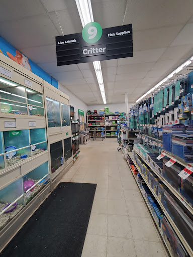 Pet Supply Store «Pet Supplies Plus», reviews and photos, 471 Boston Post Rd, Orange, CT 06477, USA