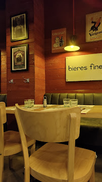 Atmosphère du Restaurant Chez le Brasseur à La Valette-du-Var - n°10