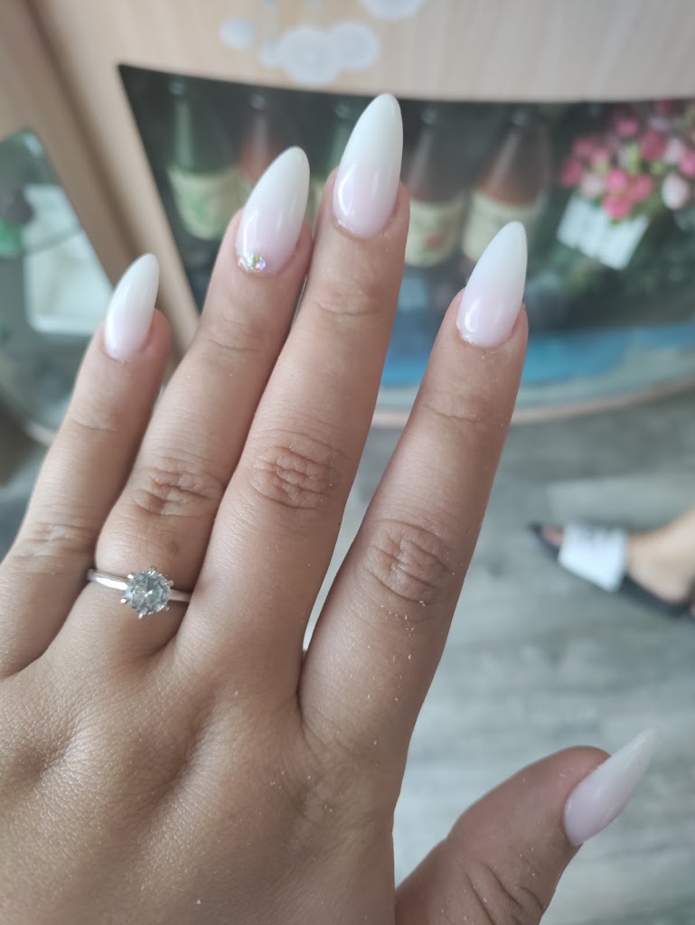 PT Nail Club 44646