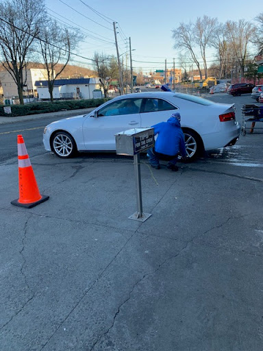 Car Wash «Trinity Car Wash», reviews and photos, 639 Saw Mill River Rd, Ardsley, NY 10502, USA