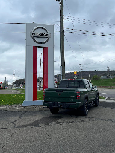 Car Dealer «Serafini Nissan», reviews and photos, 3101 Vestal Pkwy E, Vestal, NY 13850, USA