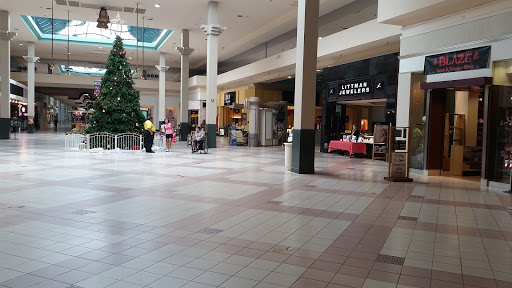 Shopping Mall «DeSoto Square Mall», reviews and photos, 303 301 Blvd W, Bradenton, FL 34205, USA