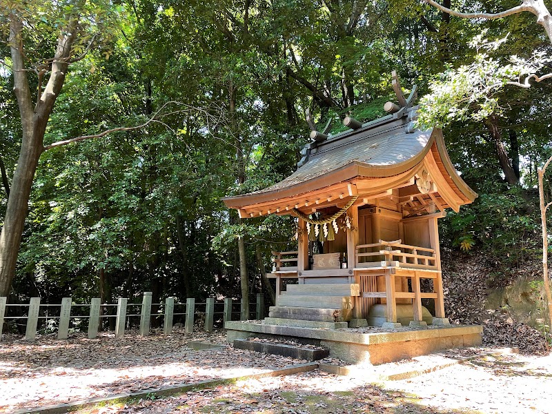 水源神社