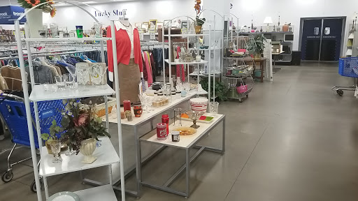 Thrift Store «Goodwill Virginia Center Retail Store», reviews and photos, 10231 Washington Hwy, Glen Allen, VA 23059, USA