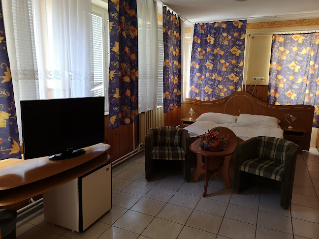 Telefonszám: Sissi Panzió