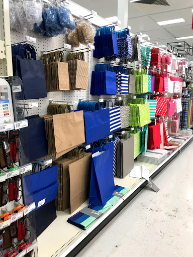 Department Store «Target», reviews and photos, 15300 Grove Circle North, Maple Grove, MN 55369, USA