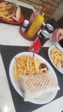Plats et boissons du Restaurant Le Foxy Kebab à Amiens - n°2