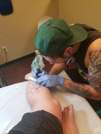 Tattoo Shop «Square City Tattoo», reviews and photos, 129 Main St C, Chardon, OH 44024, USA