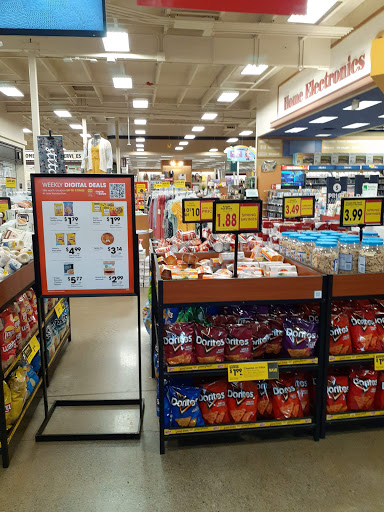 Grocery Store «Fred Meyer», reviews and photos, 8530 Evergreen Way, Everett, WA 98208, USA