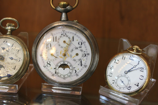 Jewelry Repair Service «Olivieri Jewelers», reviews and photos, 2523 S Broad St, Philadelphia, PA 19148, USA