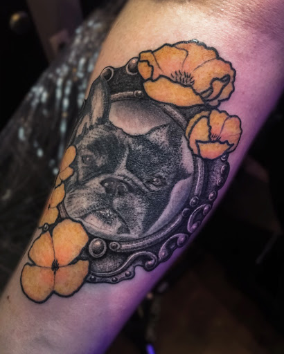 Tattoo Shop «Heavy Water Tattoo», reviews and photos, 22606 E Cliff Dr, Santa Cruz, CA 95062, USA