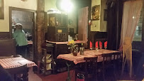 Atmosphère du Restaurant français Le Vieux Chalet à Paris - n°6