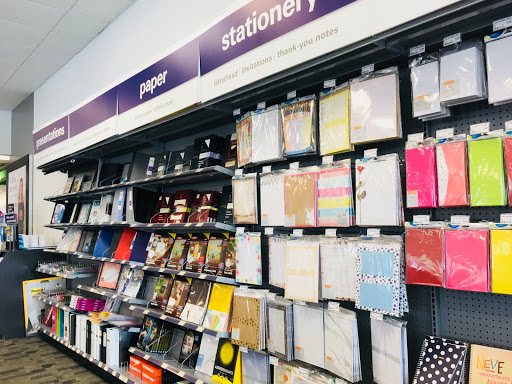 Print Shop «FedEx Office Print & Ship Center», reviews and photos, 3269 Hollywood Blvd, Hollywood, FL 33021, USA