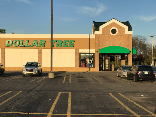 Dollar Store «Dollar Tree», reviews and photos, 21700 W Eleven Mile Rd, Southfield, MI 48076, USA