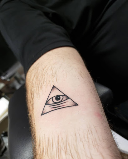 Tattoo Shop «Allied Ink Tattoo», reviews and photos, 3205 Canton Rd #110, Marietta, GA 30066, USA