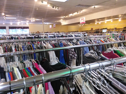 Thrift Store «Lighthouse Ministries», reviews and photos, 535 E Brandon Blvd, Brandon, FL 33511, USA