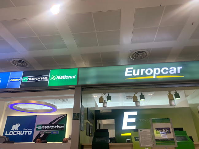 Recensioni di Europcar Palermo Aeroporto a Cinisi - Agenzia di noleggio auto