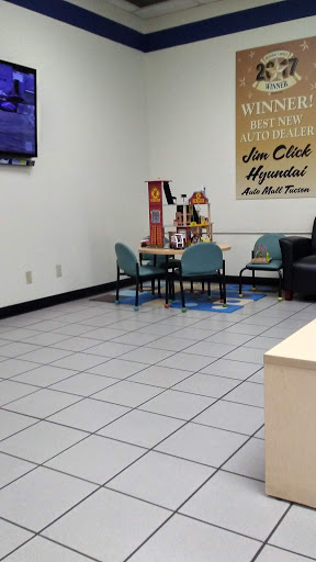 Hyundai Dealer «Jim Click Hyundai Auto Mall Tucson», reviews and photos, 700 W Auto Mall Dr, Tucson, AZ 85705, USA