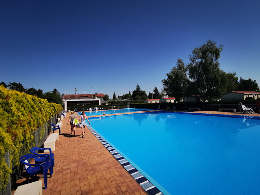 Swimming pool Klánovice