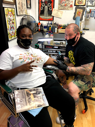 Tattoo Shop «Sacramento Tattoo and Piercing», reviews and photos, 2722 X St, Sacramento, CA 95818, USA