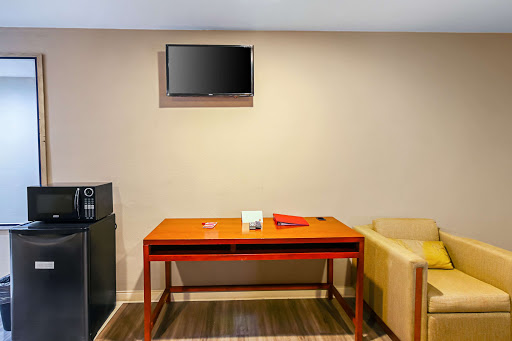 Econo Lodge San Bernardino I-215 image