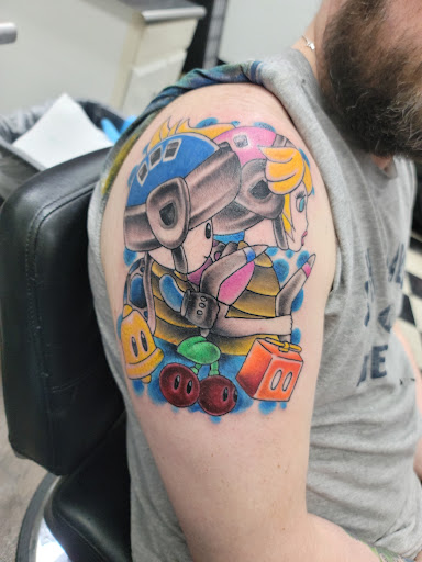 Tattoo Shop «Sonic Tattoos», reviews and photos, 1845 Velp Ave # C, Green Bay, WI 54303, USA