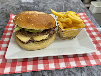 Frite du Restaurant de hamburgers Le Mayet d école à Le Mayet-d'École - n°1