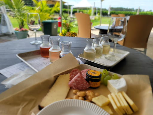 Vineyard «Hawk Haven Vineyard & Winery», reviews and photos, 600 S Railroad Ave, Rio Grande, NJ 08242, USA