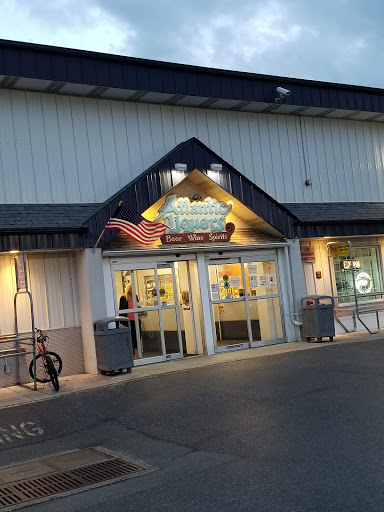 Wine Store «Atlantic Liquors», reviews and photos, 19108 Coastal Hwy # 1, Rehoboth Beach, DE 19971, USA