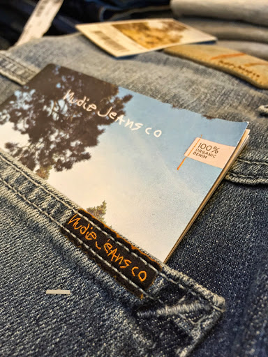 Clothing Store «E Street Denim Co Inc», reviews and photos, 1876 1st St, Highland Park, IL 60035, USA