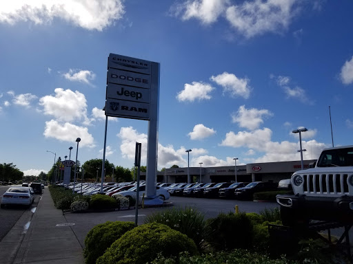 Car Dealer «Hanlees Chrysler Dodge Jeep Ram Kia», reviews and photos, 4318 Chiles Rd, Davis, CA 95618, USA