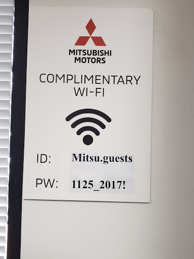 Mitsubishi Dealer «Universal Auto Group dba Glendale Mitsubishi», reviews and photos, 1235 S Brand Blvd, Glendale, CA 91204, USA