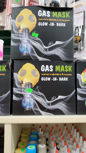 Convenience Store «One Stop Shop», reviews and photos, 407 E 24th St, Erie, PA 16503, USA