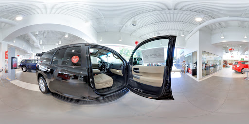 Toyota Dealer «Day Toyota», reviews and photos, 1110 Clairton Blvd, Pleasant Hills, PA 15236, USA