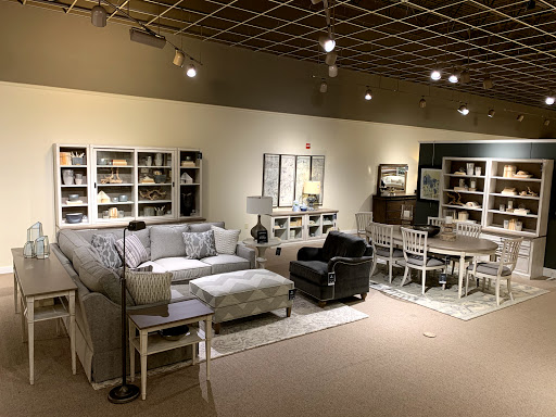 Furniture Store «Bassett Home Furnishings», reviews and photos, 1551 Carl D. Silver Parkway, Fredericksburg, VA 22401, USA